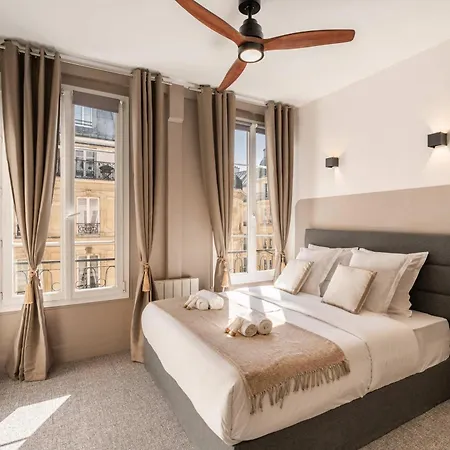 Apartment New Heaven Near Louvre Museum